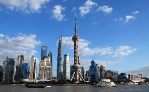 上海，梦想起航之地，学习铸就自信辉煌